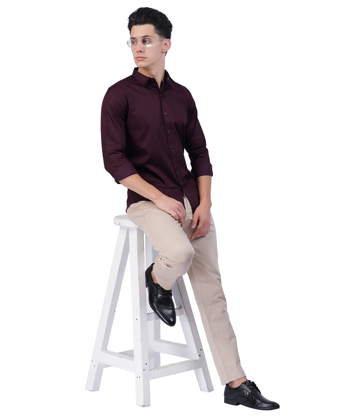 Men's Burgundy Button-Down Shirt with Full Sleeves